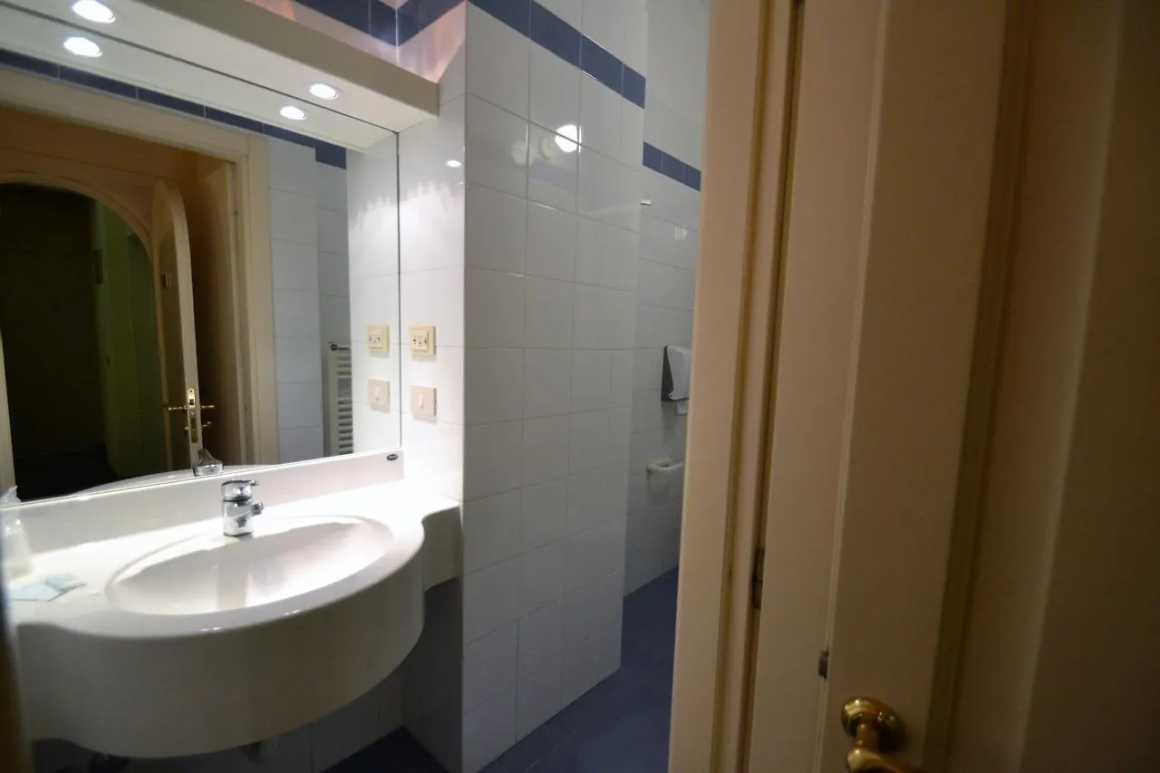 Hotel Posta Cecina   Cecina (Livorno)