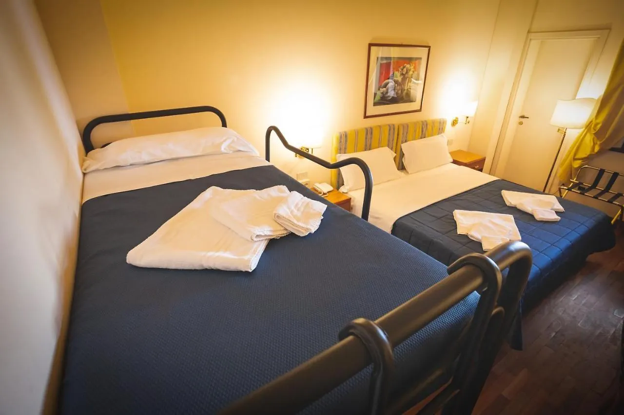 Hotel Posta Cecina  3*, Cecina (Livorno) Italia