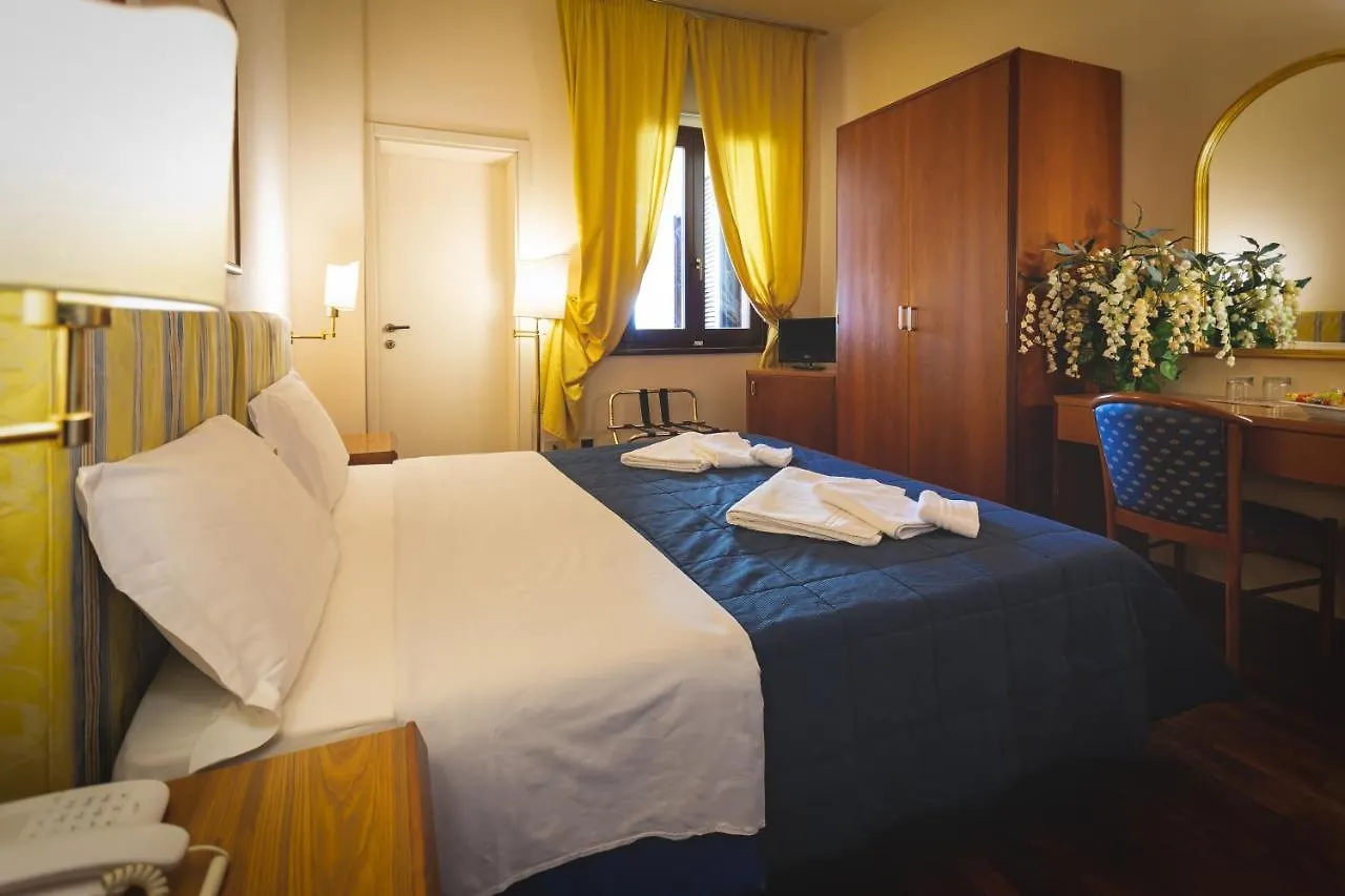 Hotel Posta Чечина 3*,  Италия