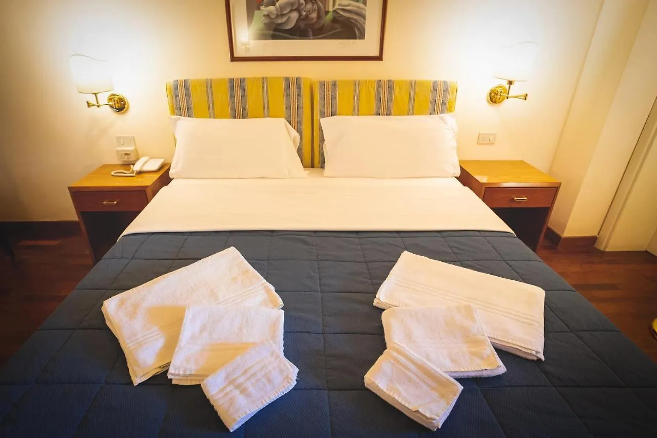 Hotel Posta Чечина Италия